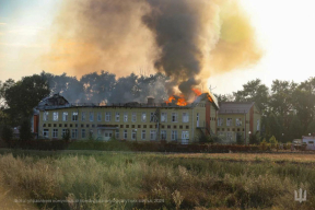 Война, 31 августа. Обстрелянная Суджа. Беларусь перебрасывает на границу с Украиной военную технику с тактическими знаками «В». Пожар на нефтебазе в Ростовской области длится уже четвертые сутки