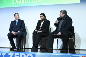 «Войны начинают люди, имеющие власть, деньги и ресурсы, а воюют рабочие, которым это абсолютно не нужно»